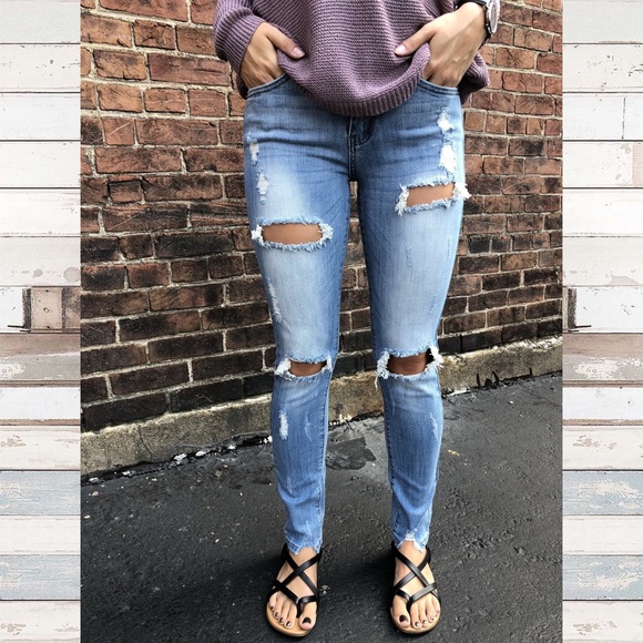 KanCan Distressed Light Wash Universal Skinny Jean - Picture 7 of 8